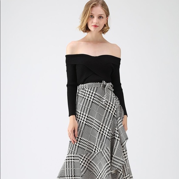 NWT Chicwish Off The Shoulder Knit Top Black Small - Picture 1 of 10